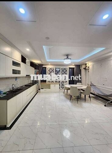 Tôi cần bán nhà Liên Cơ Nguyễn Cơ Thạch, 6tầng full nội thất.