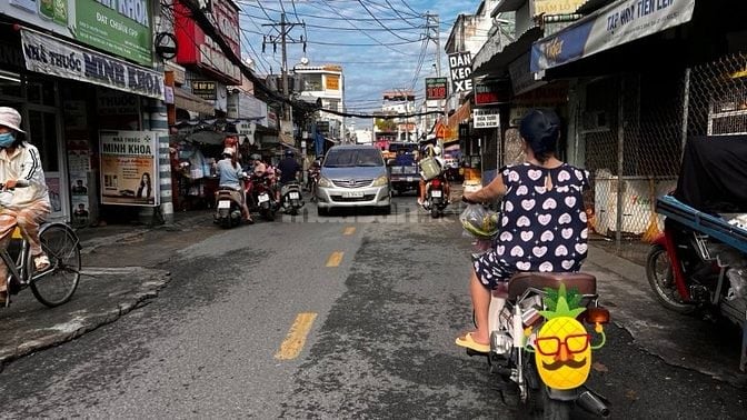 Giá 6, TL chính chủ - Ngay Chợ Bình Long - 81m2 - Nở Hậu 