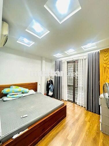 Bán nhà Đống Đa – 40m², mt 4m, 5 tầng mới đẹp – ô tô tránh – 3 thoáng