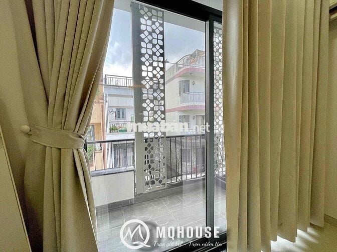 Khai Trương Căn Hộ Ban Công Bình Thạng Gần Hàng Xanh Nguyễn Gia Trí Q1