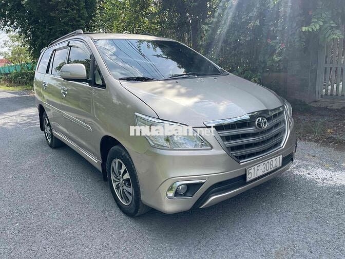 Bán xe Toyota Innova 2015