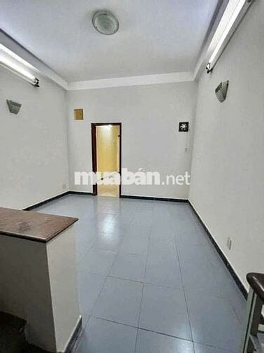 Cho Thuê Nhà 1 Trệt 2 Lầu 4PN 4x24m Mặt Tiền Kinh Doanh Lý Phục Man