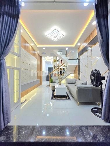 BÁN NHÀ TO 1 LẦU - MỚI HOÀN THIỆN - HẼM THOÁNG