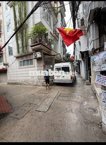 Tôi cần bán nhà 5tầng full nội thất mặt ngõ ô tô chánh đỗ kinh doanh.