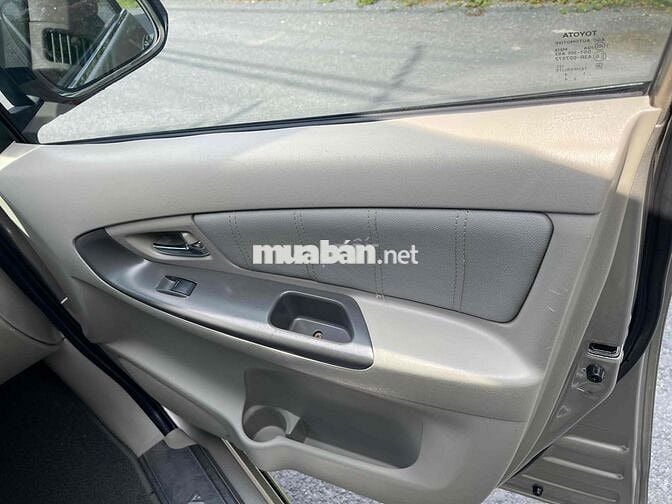 Bán xe Toyota Innova 2015