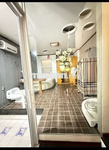 Tôi cần bán nhà 5tầng full nội thất mặt ngõ ô tô chánh đỗ kinh doanh.