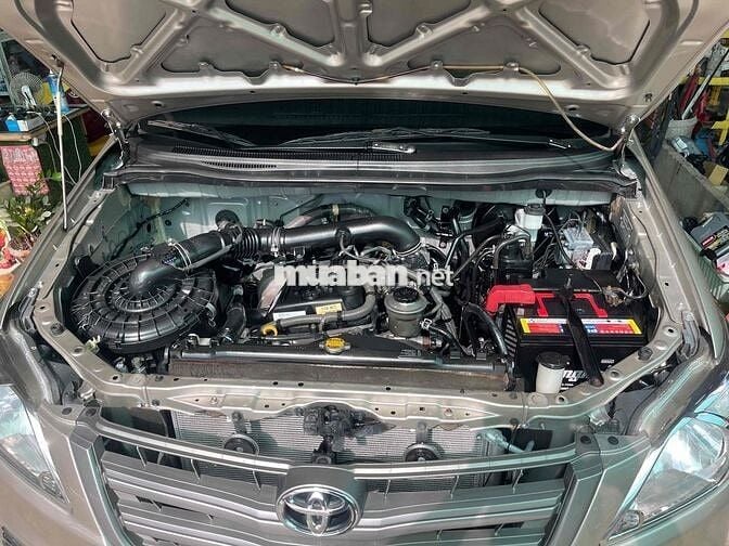 Bán xe Toyota Innova 2015