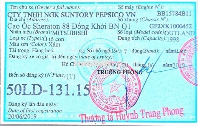 MITSHUBISHI OUTLANDER 2019 PREMIUM 68000KM BH 1NAM