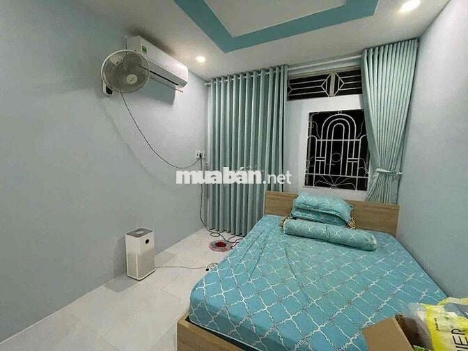 Mình cần share phòng ban công trong nhà nguyên căn XVNT