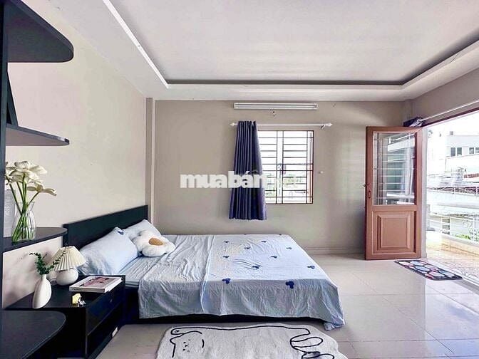 🏡Phòng full nội thất có ban công cực lớn mới kế học viên Hàng Không