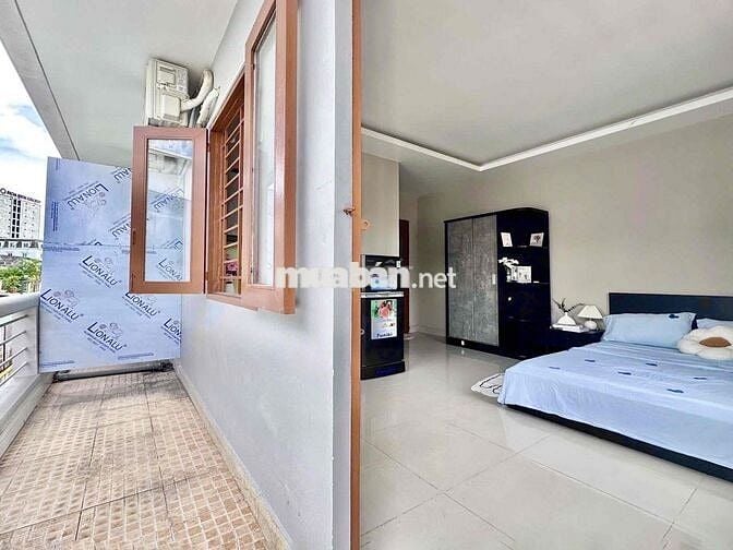🏡Phòng full nội thất có ban công cực lớn mới kế học viên Hàng Không