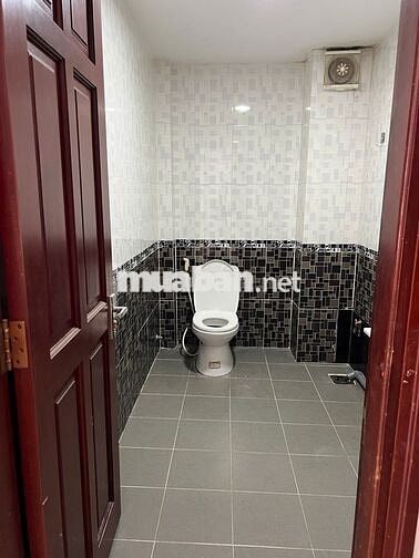 Phòng cho thuê cửa sổ rộng ở Đường số 3, Hiệp Bình Phước