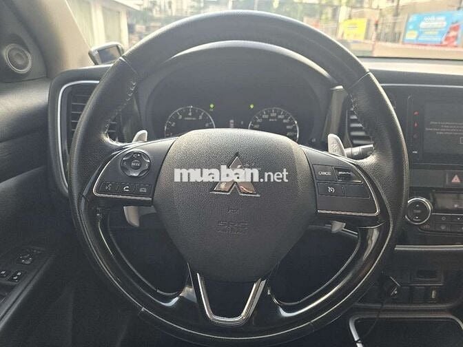 MITSHUBISHI OUTLANDER 2019 PREMIUM 68000KM BH 1NAM