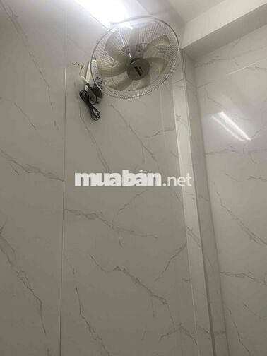 Q10, phòng cho thuê, thoáng mát, giờ tự do