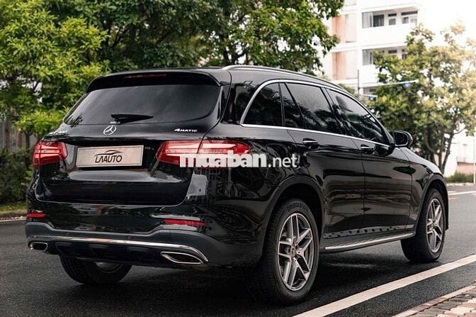 LONG ANH AUTO về Mercedes GLC300 4Matic 2019