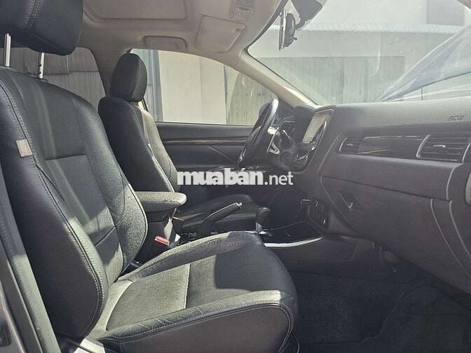 MITSHUBISHI OUTLANDER 2019 PREMIUM 68000KM BH 1NAM