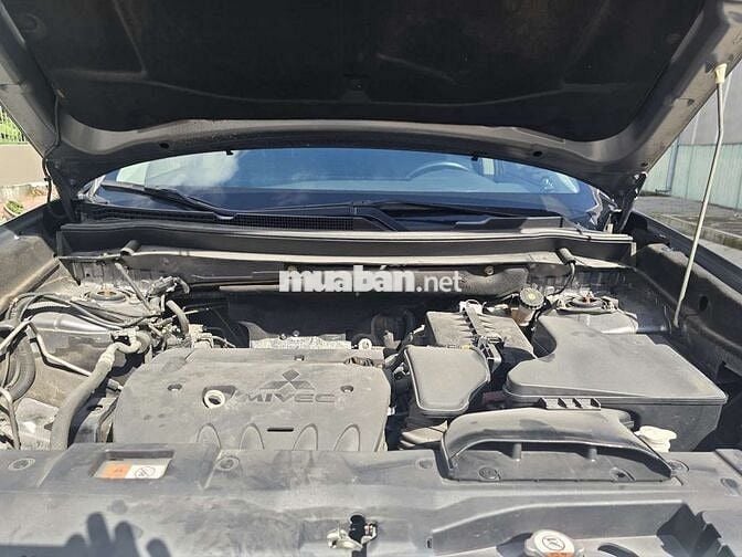 MITSHUBISHI OUTLANDER 2019 PREMIUM 68000KM BH 1NAM