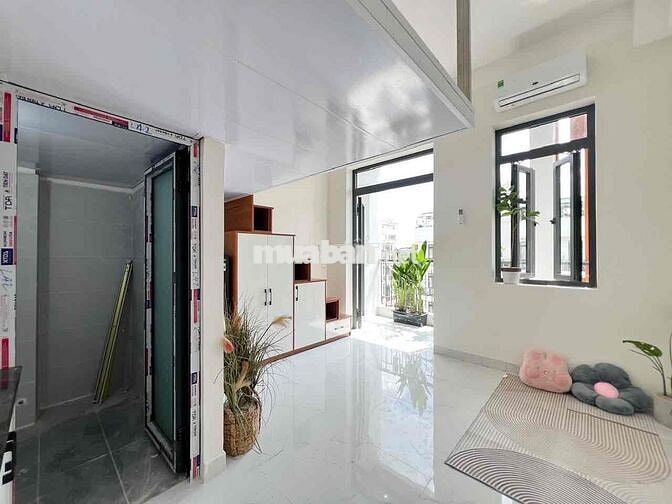 Phòng đẹp mới keng 100% chưa ai bóc siu, đầy đủ nội thất + thang máy