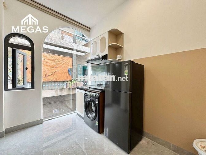 Cho thuê CHDV 1PN - Balcon - 42m2 - Thang Máy - Nhà Xe - Quận 10