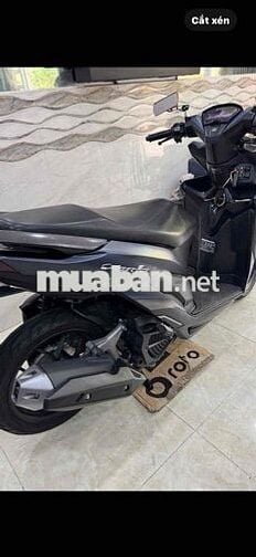 honđa Vario 125 màu xanh nhám đời đầu 2020