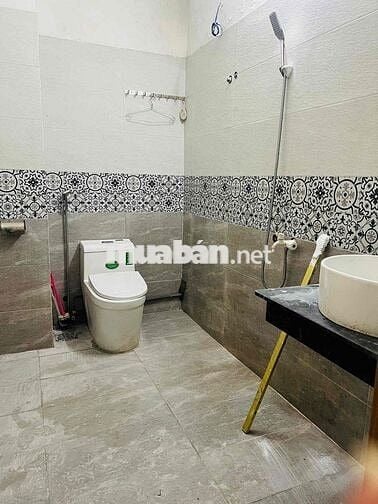 bán nhà mặt tiền nguyễn huy tự