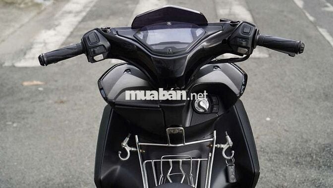 Yamaha NVX 125 Snartkey VVA Đen Bóng
