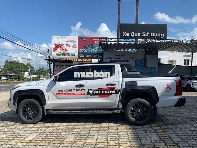 Mitsubishi Triton 2024 Trắng 30.000km