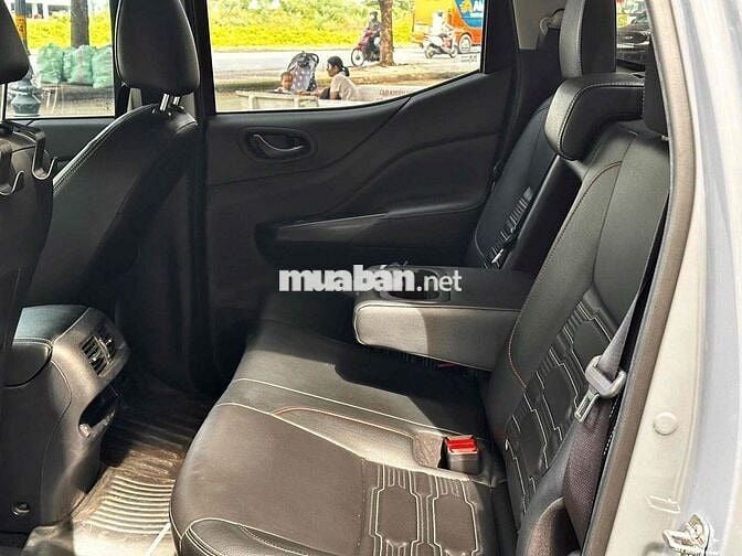 Nissan Navara 2023 Pro-4X 2.3 AT 4WD - 25000 km