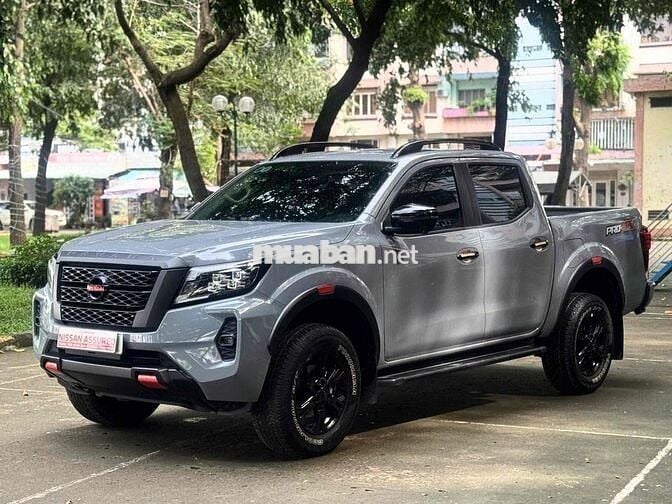 Nissan Navara 2023 Pro-4X 2.3 AT 4WD - 25000 km