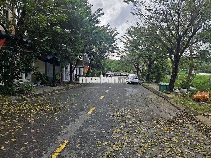 BÁN LÔ ĐẤT 3 MẶT TIỀN TRUNG TÂM QUẬN CẨM LỆ. HƠN 700M2