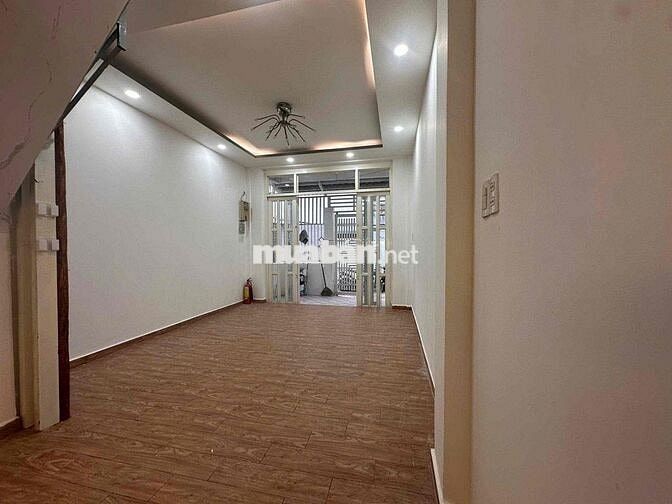 CHO THUÊ NHÀ NGUYÊN CĂN HOÀNG HOA THÁM - 2 tầng - 2PN