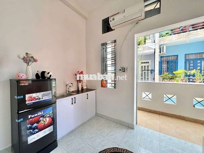 CĂN HỘ BAN CÔNG FULL NỘI THẤT NGAY TOÀ NHÀ VIETTEL