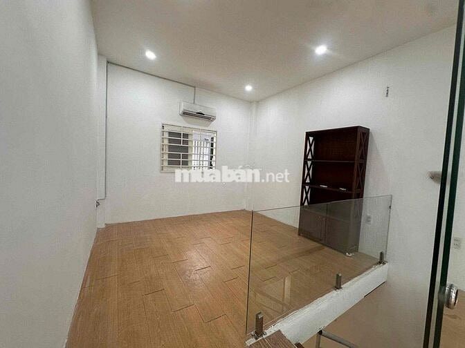 CHO THUÊ NHÀ NGUYÊN CĂN HOÀNG HOA THÁM - 2 tầng - 2PN