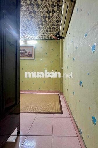 Chính chủ Nhà phố hẻm Quận 1, 24m2, 3 phòng ngủ, đường Nguyễn Văn Cừ