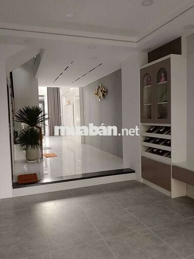 Bán nhà 4 tầng có thang máy, 4.1x15.6 Thống Nhất GV hẻm xe hơi...