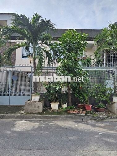 BÁN GẤP NHÀ XÔ VIẾT NGHỆ TĨNH P.24  HẺM XE HƠI - SÁT MẶT TIỀN SỔ A4