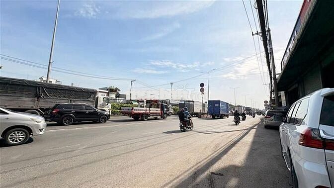 MẶT TIỀN QL1A – TRUNG TÂM ĐĂNG KIỂM – DT 9875M² NGANG 47M – 400 TỶ TL