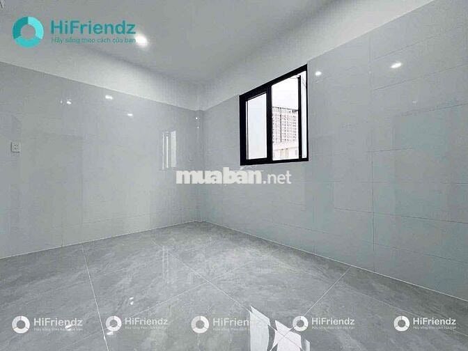 Căn Hộ Cửa Sổ Ngay Đại Học Giao Thông Vận Tải