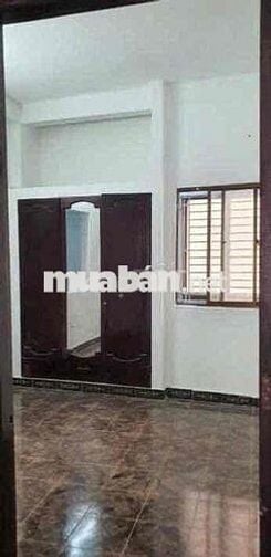 NGUYÊN CĂN QUẬN 10 ( 4 PHÒNG ) CÓ SÂN THƯỢNG