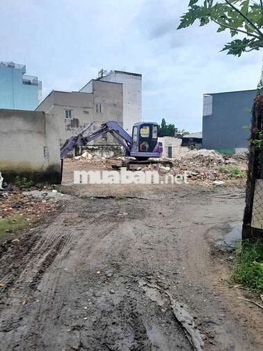 Ðất 7,36 x 21,27 (150,9m2) đường thông 6m gần chợ Xuân Thới Thượng