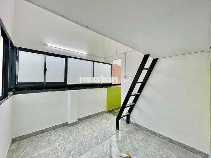 CHO THUÊ PHÒNG MỚI 100% - CỬA SỔ SIÊU THOÁNG NẰM SÁT BÊN CÁC TRƯỜNG ĐH