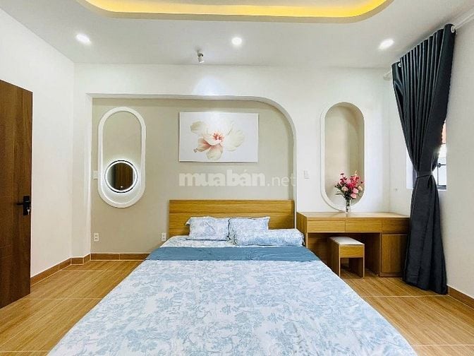 Chủ bán nhà Đường Cao Thắng Quận 3 , 50m2 Giá 3ty070 lh Vân 