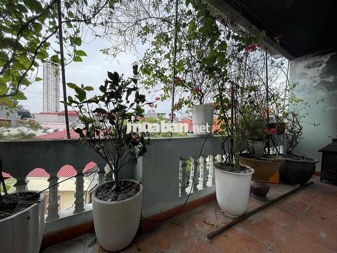 BÁN NHÀ 5 TẦNG LIỀN KỀ KĐT VĂN QUÁN TRUNG TÂM TIỆN ÍCH GIÁ CHỈ HƠN 10T