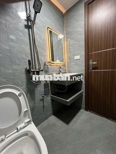 Chính chủ bán nhà tổ 10 Yên Nghĩa, 5 tầng thang máy, ngõ ô tô