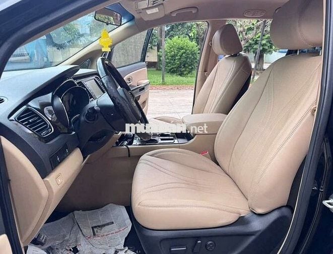 Sedona 2020 2.2 DAT Deluxe siêu mới