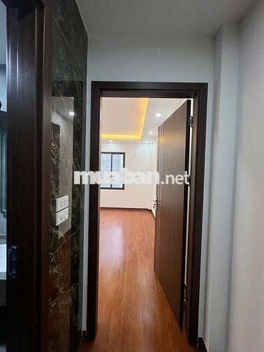 Chính chủ bán nhà tổ 10 Yên Nghĩa, 5 tầng thang máy, ngõ ô tô