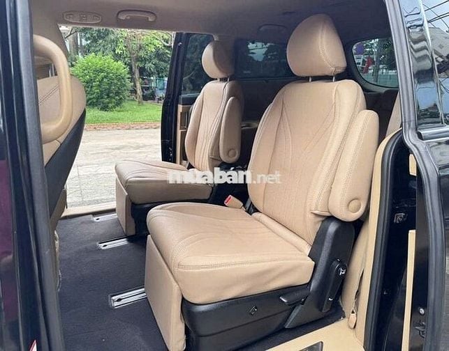 Sedona 2020 2.2 DAT Deluxe siêu mới