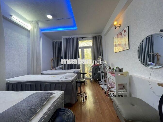Nhà mặt tiền p. Dakao khu đông đúc, spa/ showroom, VP,... ok ạ