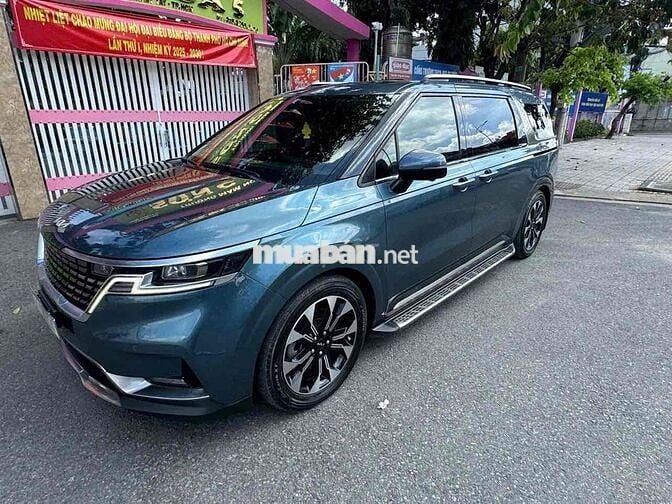 Kia Carnival 2022 2.2D Signature cần bán gấp