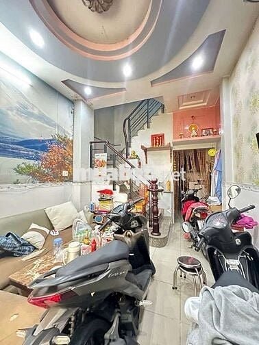 Quận 6 - bán nhà 3tầng 3PN 40m2, đuờng bà hôm - 5 tỷ 25